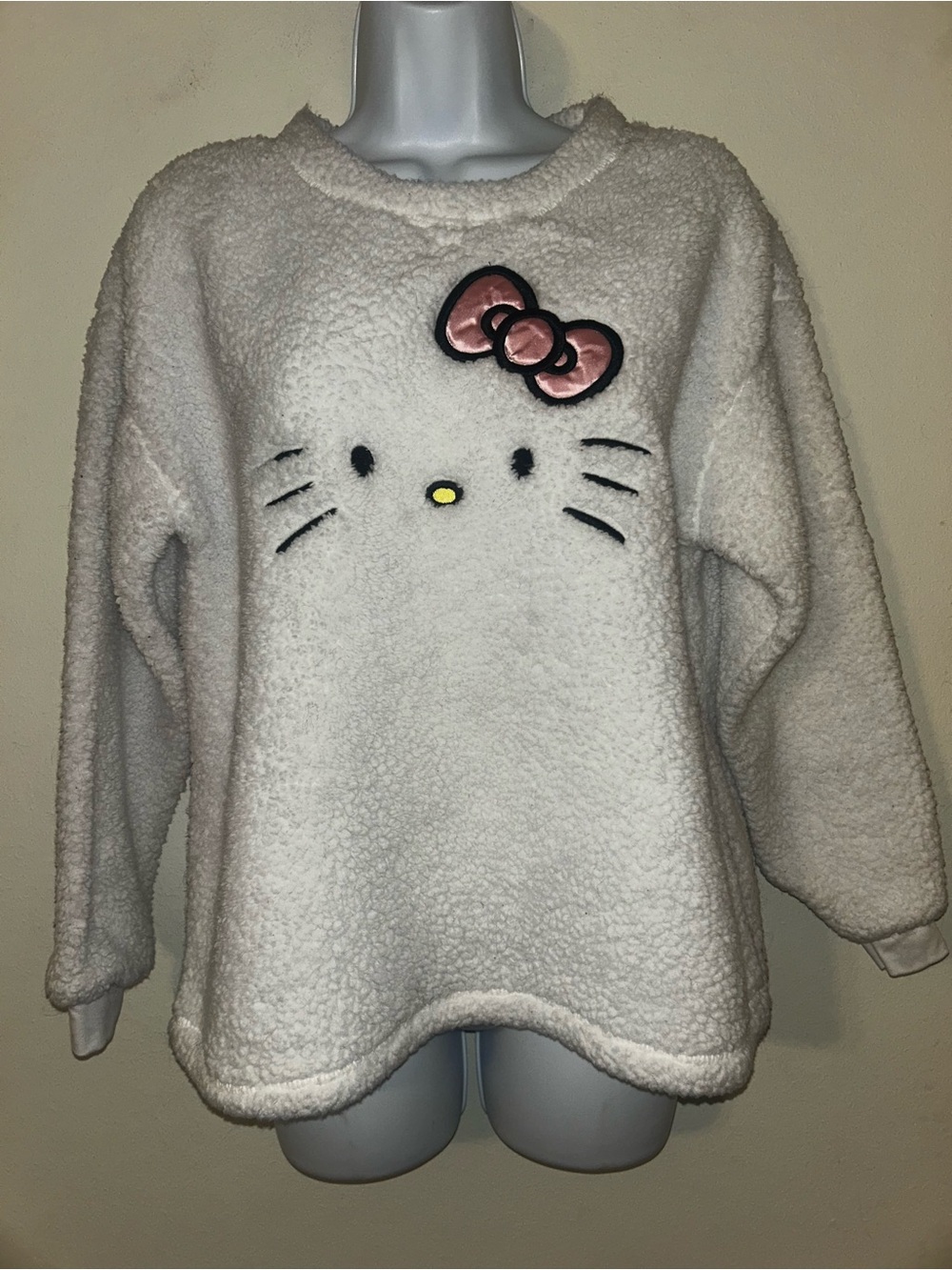 Hello Kitty by Sanrio Pajama Top